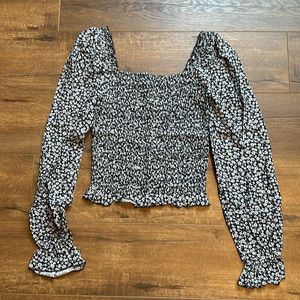 🖤🤍Floral top